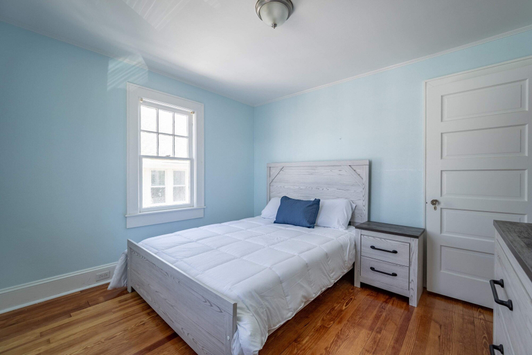 Others 1, OCHG SeaFoam Ocean Front7, Worcester