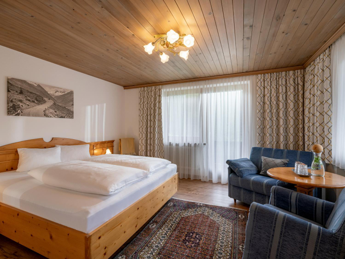 Bedroom, Pension Zillertal, Schwaz