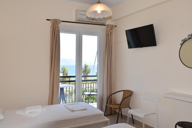 Bedroom 2, Jimmy's Apartments, West Greece