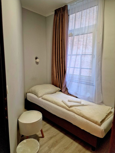Bedroom 5, City Hotel Storch, Köln