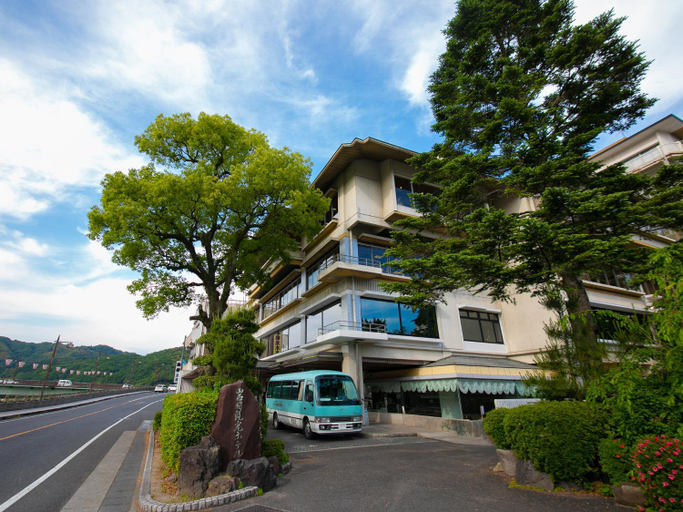 Exterior & Views 1, Iwakuni Kokusai Kanko Hotel, Iwakuni