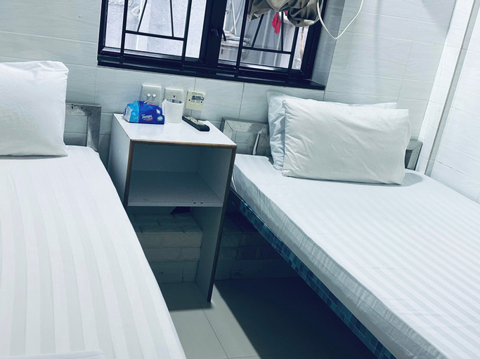 Bedroom 4, NEW COSMOS GUEST HOUSE, Kowloon