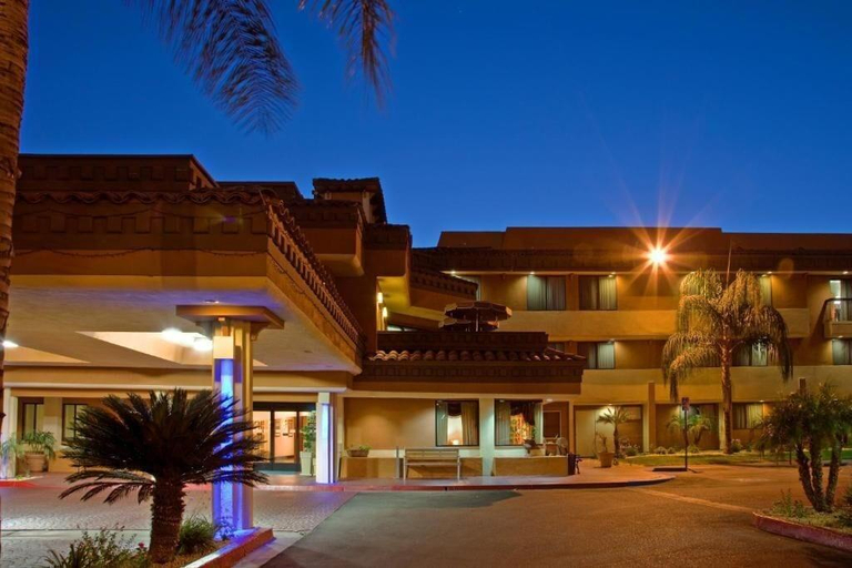 Public Area 3, Hotel Xola, Riverside