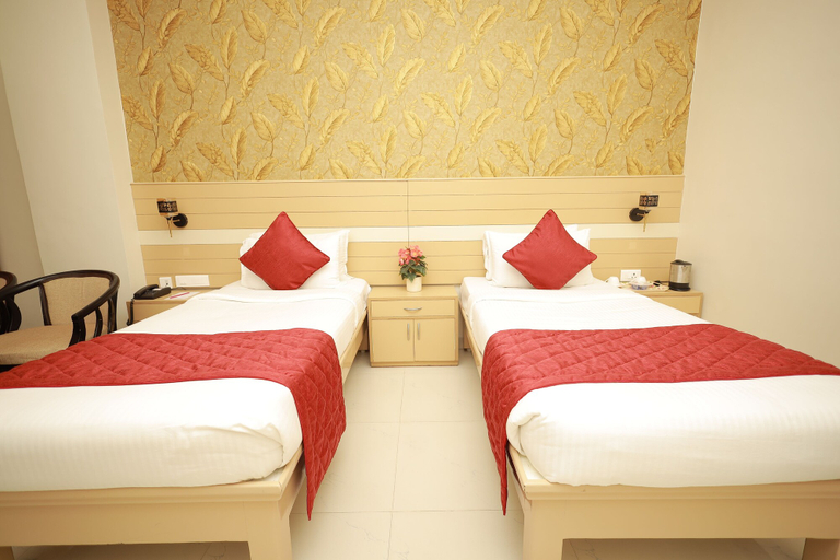 Bedroom 3, Hotel DSF GRand PLazas, Thoothukkudi