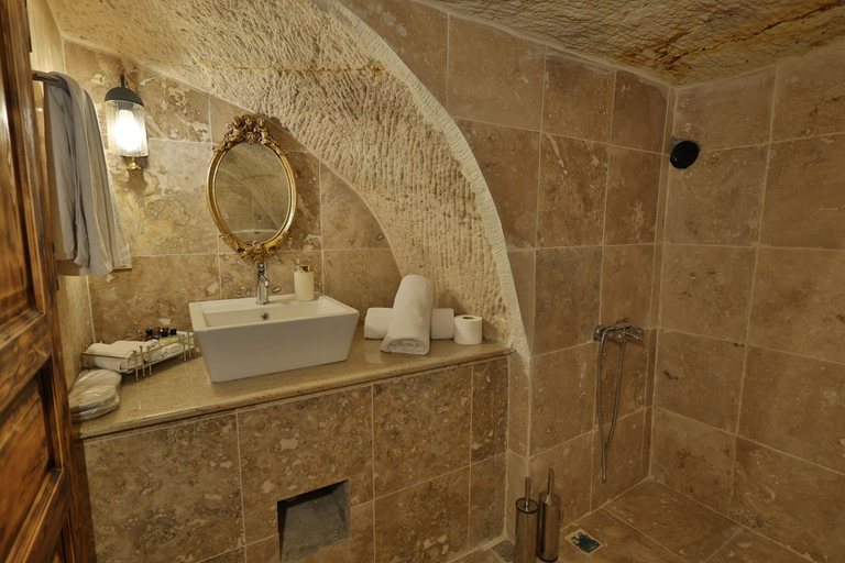 Bathroom 5, Demisos Caves The Hotel, Ürgüp