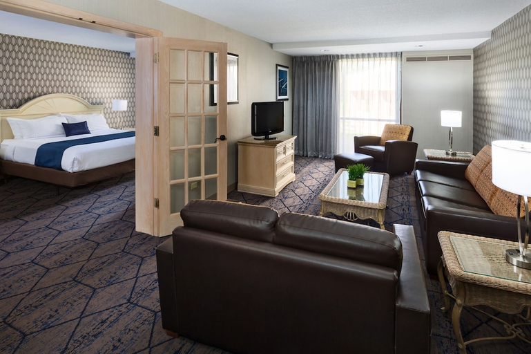 Bedroom 3, Lake Okoboji Resort & Conference Center, Dickinson