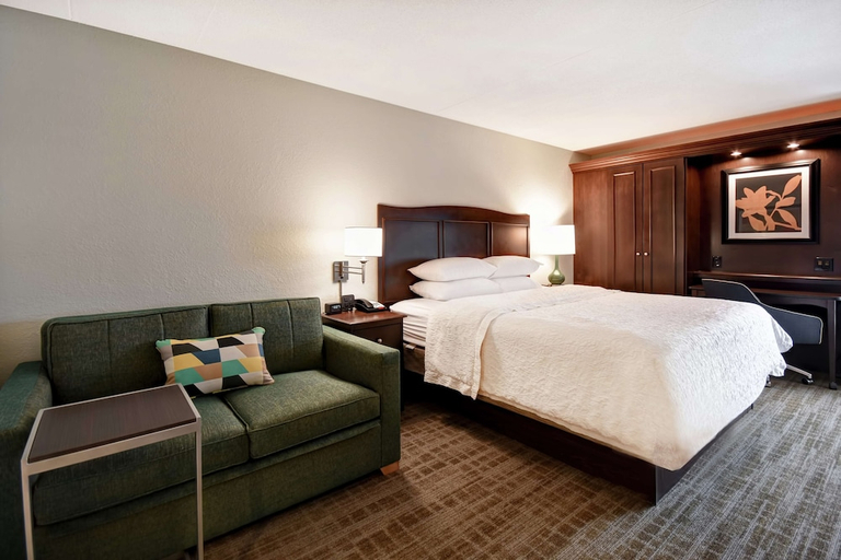 Bedroom 2, Hampton Inn Kansas City Overland Park, Kansas City