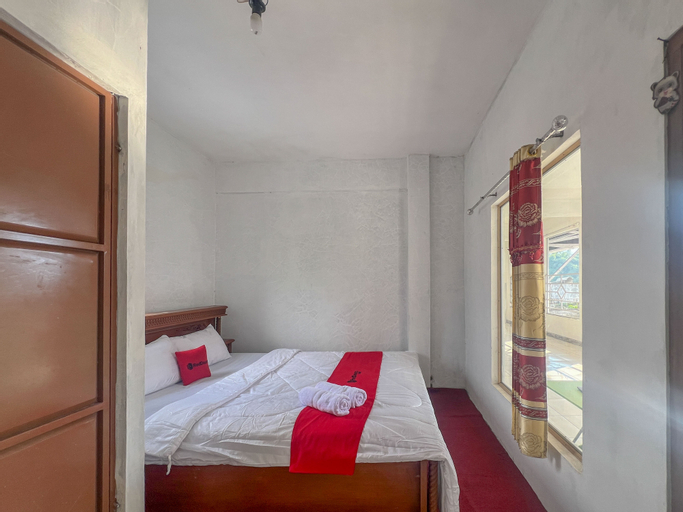 Bedroom 8