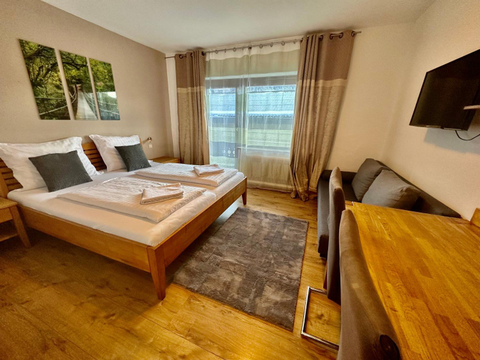 Bedroom 2, Haus Maria, Zell am See