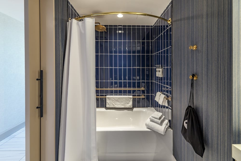 Bathroom 4, Omni Oklahoma City Hotel, Oklahoma