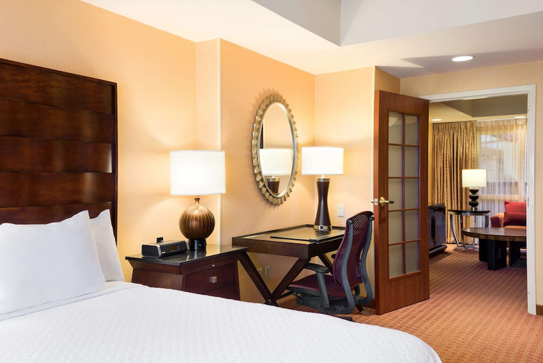 Bedroom 3, Embassy Suites by Hilton Norman Hotel and Conference Center, Cleveland