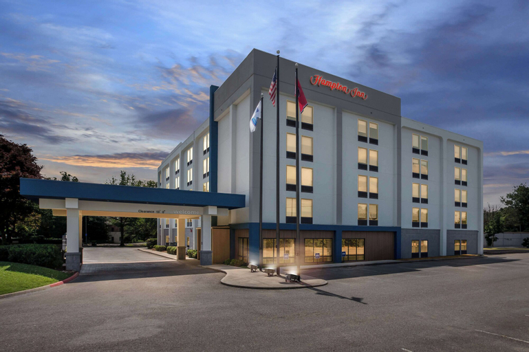 Exterior & Views 30