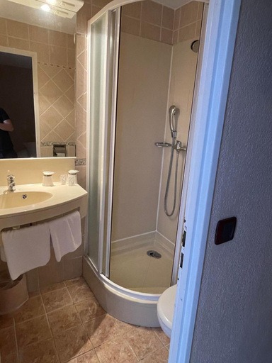 Bathroom, Hotel & Restaurant Le Mejean - Parc des Expositions, Hérault