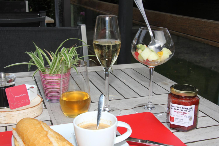 Food & Drinks 5, Maison Dispa - gite 28 pers, salles 40 pers, Namur