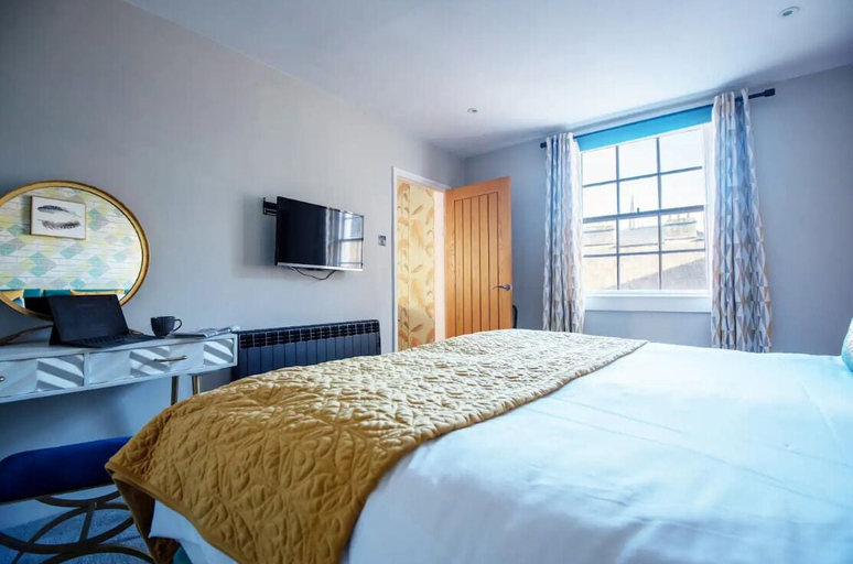 Bedroom 2, Dream Stays Bath - Haringtons Place, Bath and North East Somerset