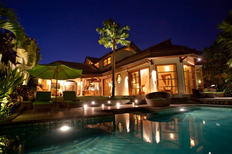 Swimming Pool 2