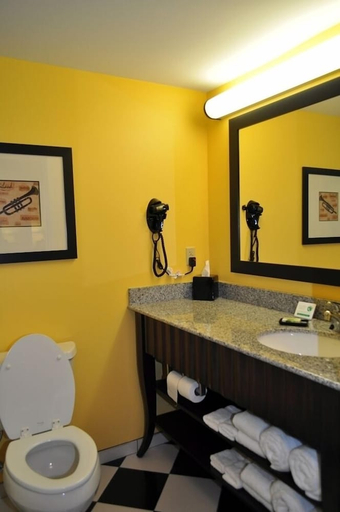 Bathroom 4, Evangeline Downs Hotel, an Ascend Collection Hotel, Saint Landry