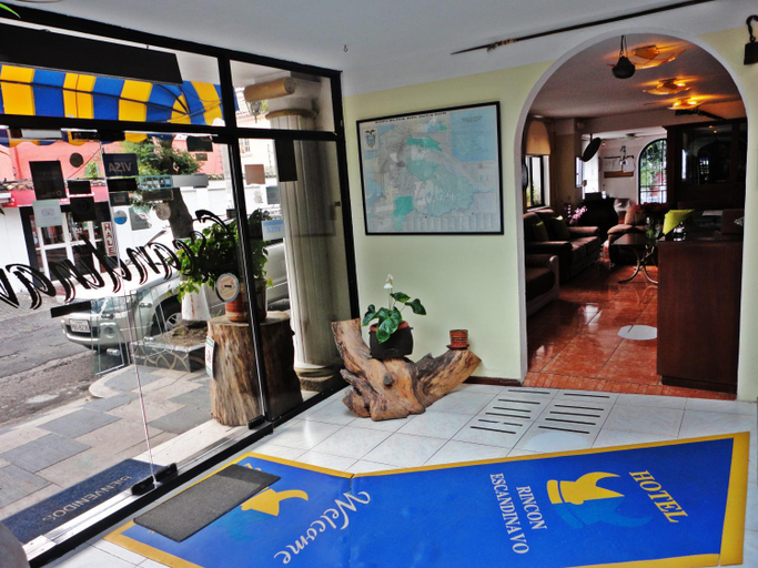Public Area 2, Hotel Rincon Escandinavo, Quito