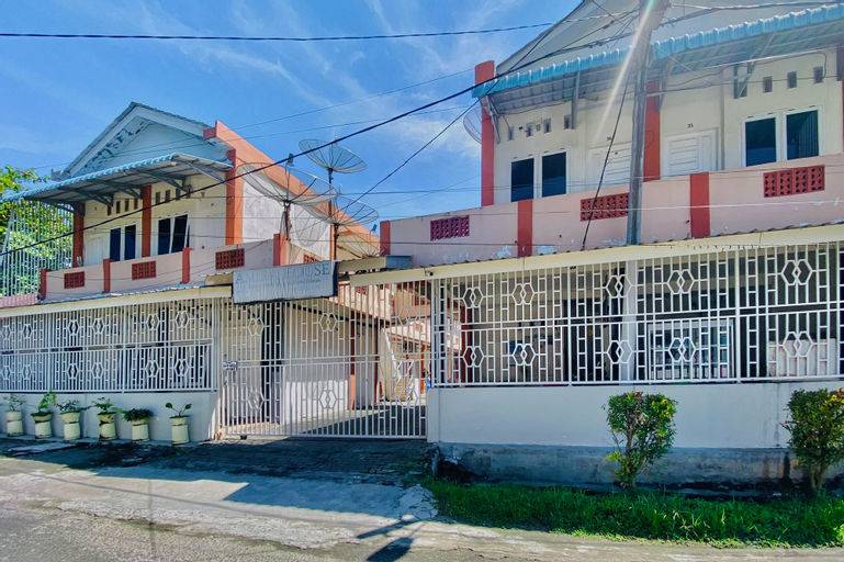 Exterior & Views 2, Amira House Kisaran RedPartner, Asahan