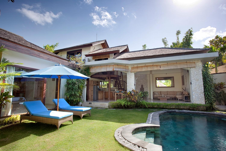 Swimming Pool 10