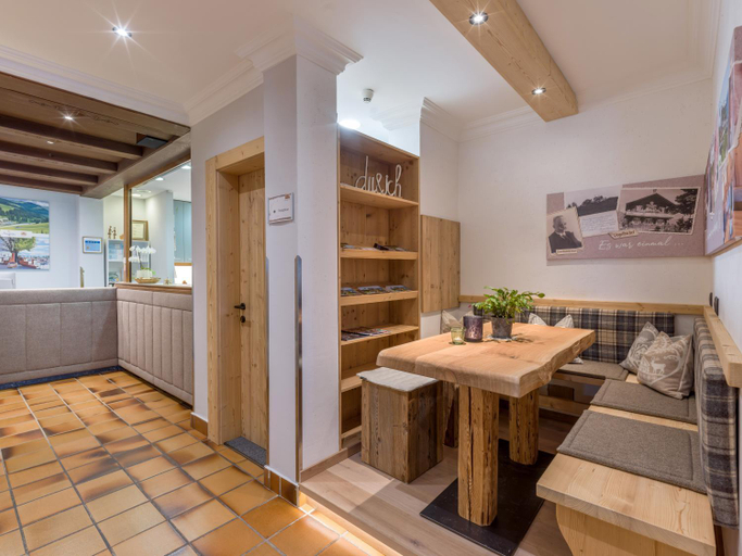 Public Area, Hotel Waldfriede, Schwaz