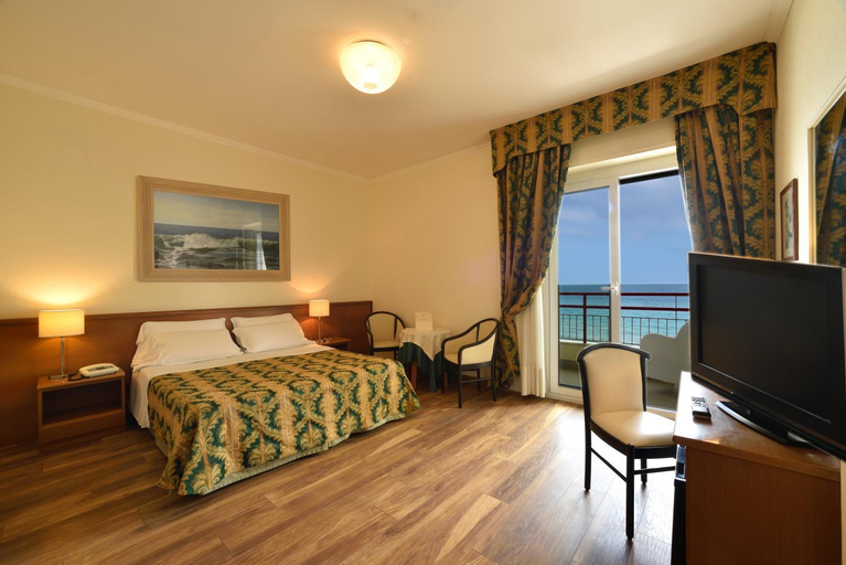 Bedroom 10