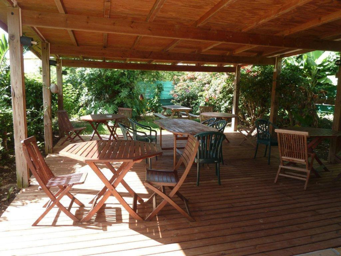 Others 5, La Kallina, Grand-Bourg