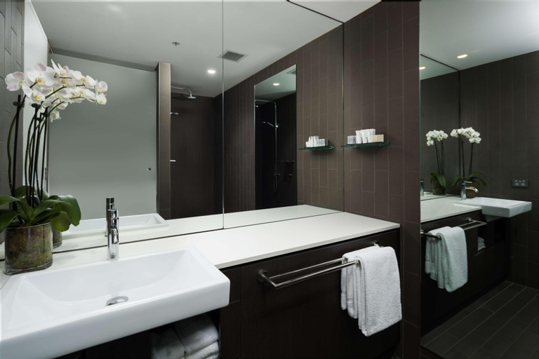 Bathroom 4