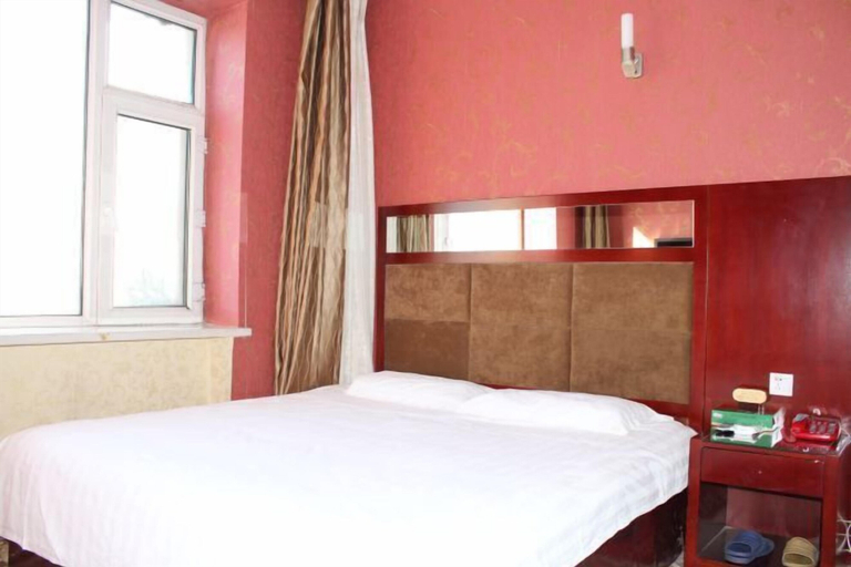 Bedroom 3, Ruilong Hotel, Harbin