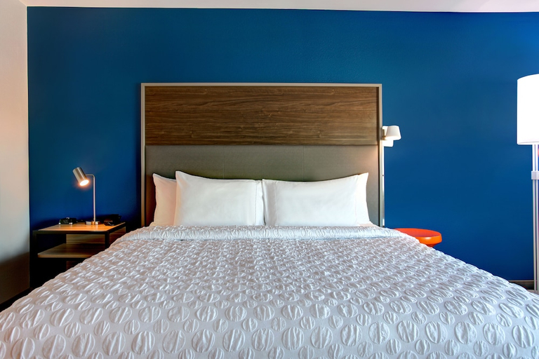Bedroom 3, Tru by Hilton Northlake Fort Worth, Denton