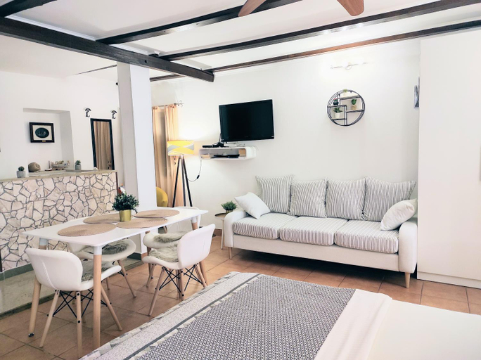 Others 4, Apartments & Rooms As, Vis