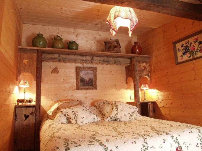 Bedroom 3, Les Chalets-Hotel de la Croix-Fry, Haute-Savoie