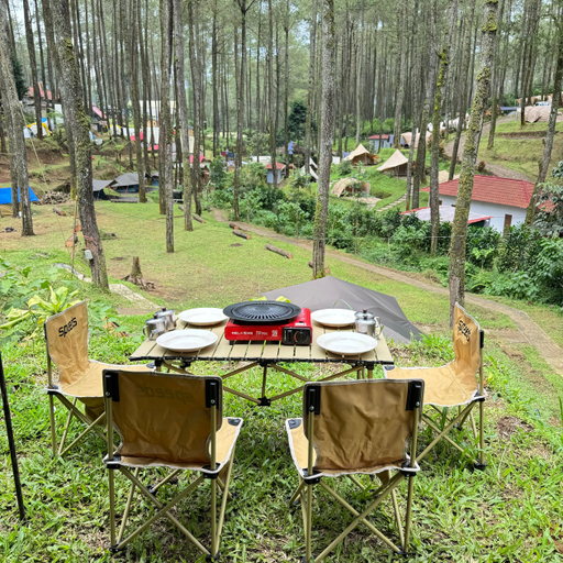 Others 3, Finest Camp, Bandung