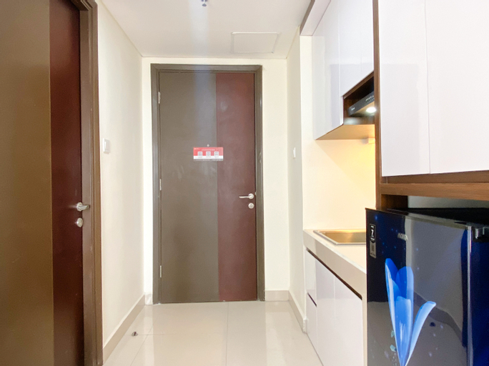 Others, Modern Classic Studio at Pollux Chadstone Apartment By Travelio, Cikarang