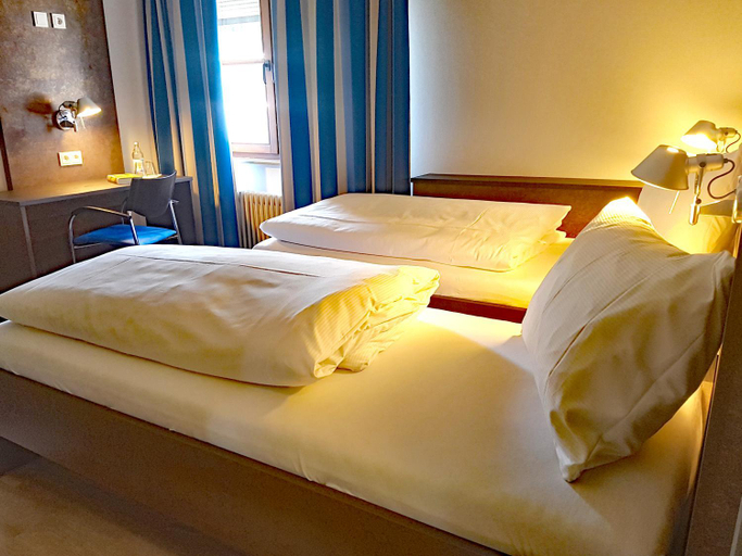 Bedroom 4, Tagungshaus Wernau, Esslingen