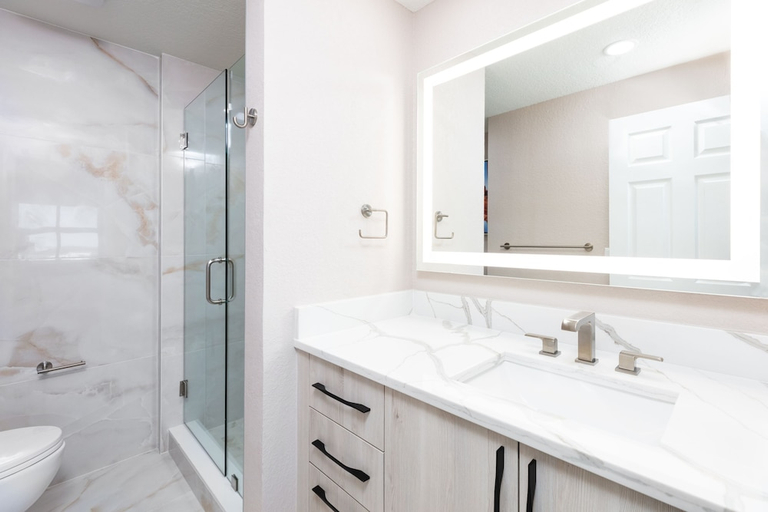 Bathroom 5, Westgate Palace Hotel /Universal /I-Drive, Orange