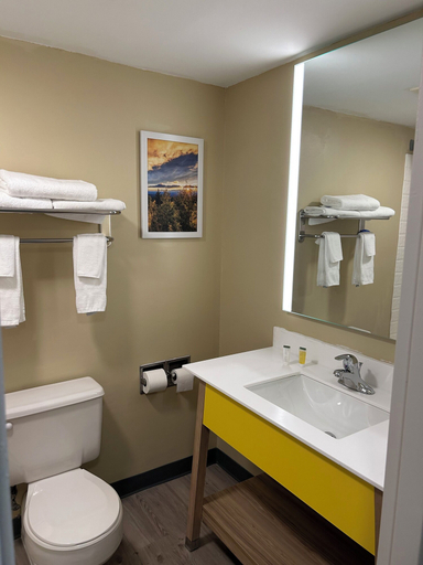 Bathroom 4, Days Inn by Wyndham Gettysburg, Adams