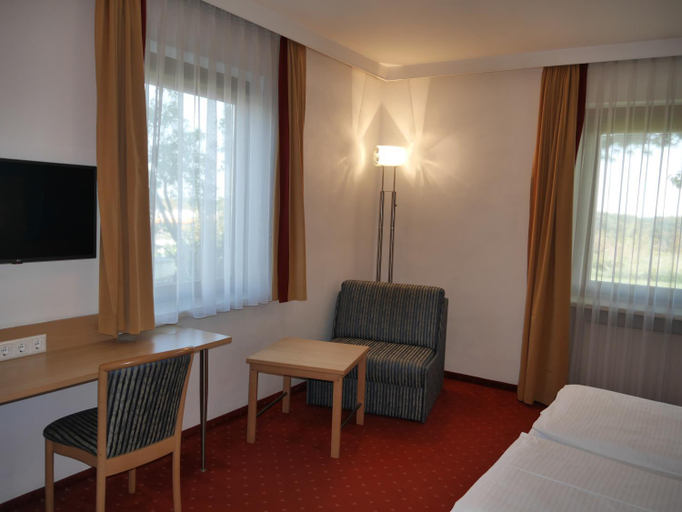 Bedroom 3, Hotel Garni Hochschmied, Graz Umgebung