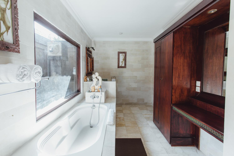 Bathroom 4