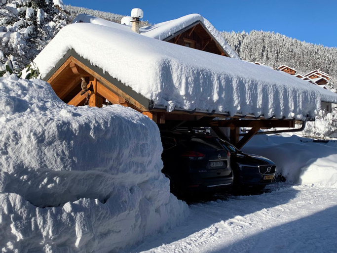 Chalet et studio "La Fee des Neiges", Savoie