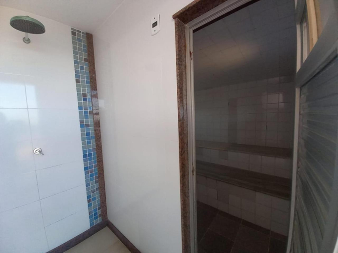 Bathroom, Hotel Pontal das Rochas, Anchieta