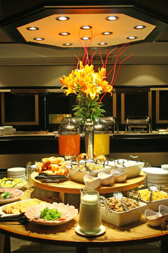 Food & Drinks 4, Oudtshoorn Hotel, Eden