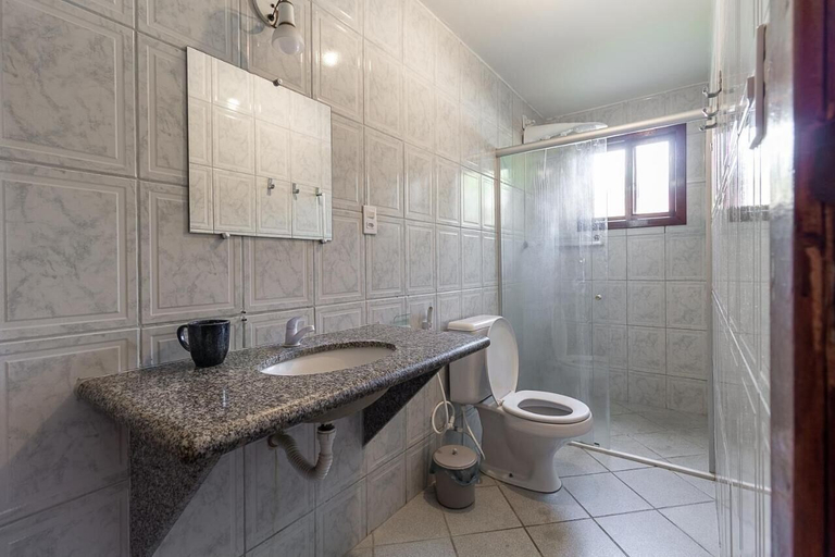 Bathroom 5, Pousada Terra Coral, Porto Seguro