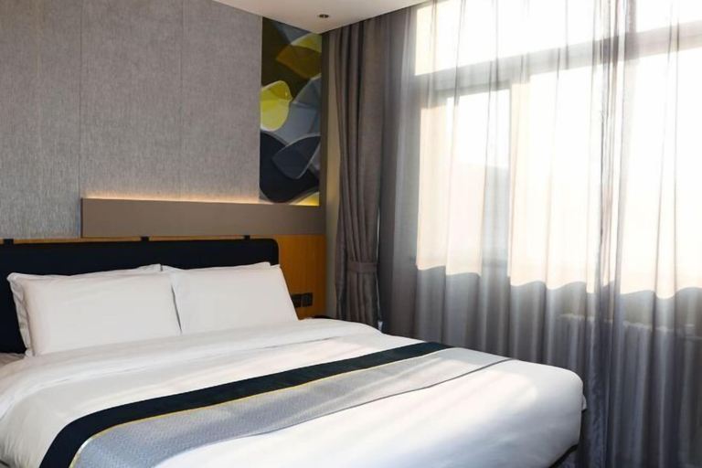 Bedroom 3, Homeinn Selected Hotel (Beijing Deshengmen Outer Street), Beijing