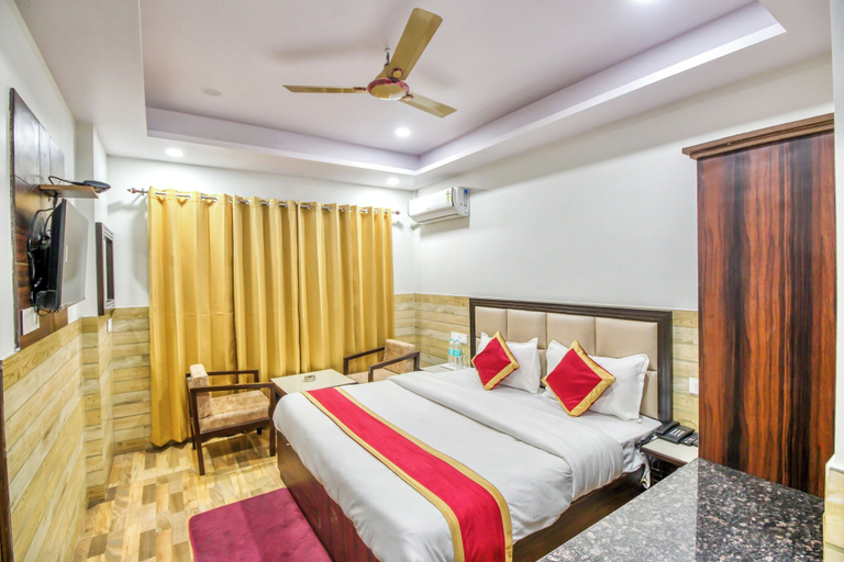 Bedroom 2, Vishnu Lok, Dehradun