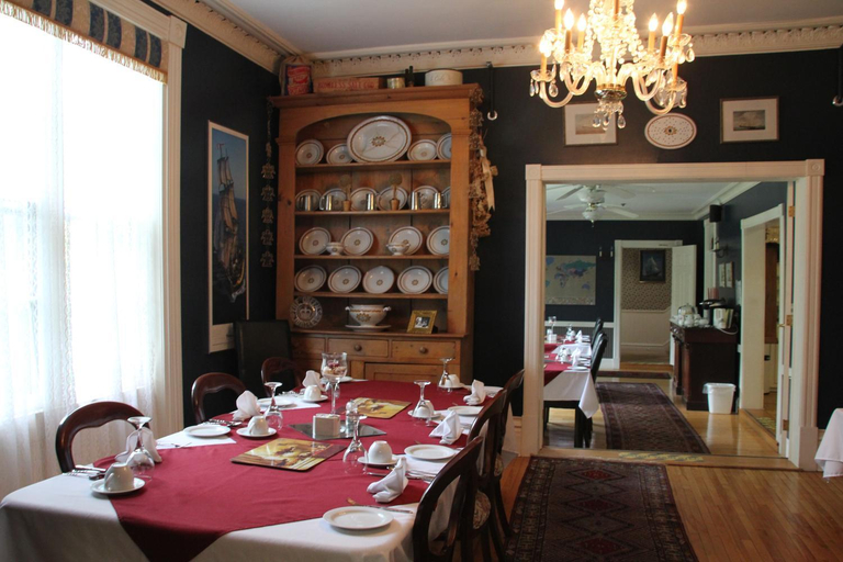 Food & Drinks, Shipwright Inn, Queens