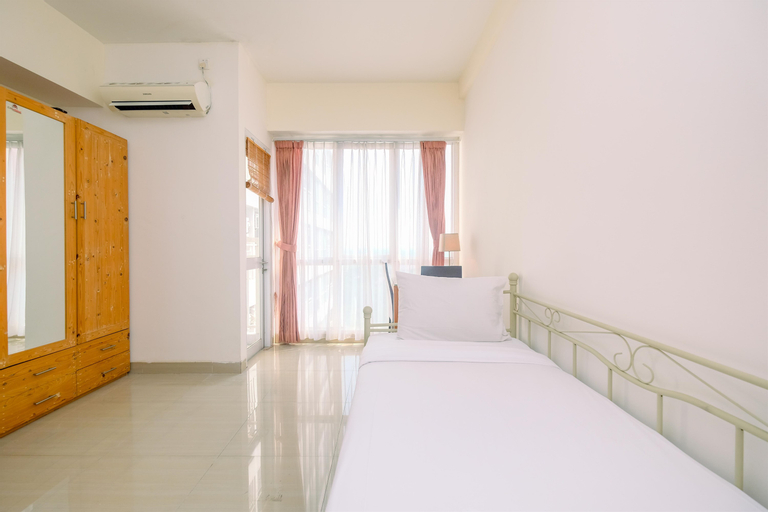 Simply and Enjoy Living Studio Taman Melati Margonda Apartment By Travelio, Depok
