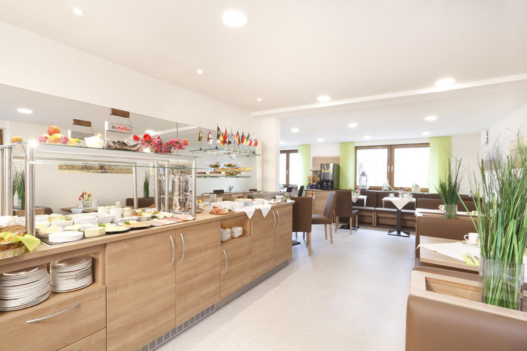 Food & Drinks 4, Hotel Pension Stern, Biberach