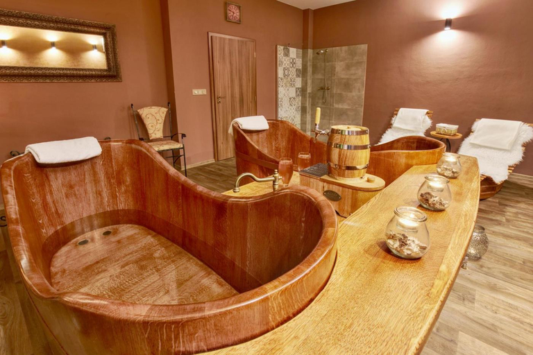 Bathroom 4, Kyjovsky pivovar - hotel, restaurace, pivni lazne, Hodonín