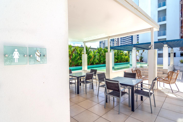Food & Drinks 5, 201 Lake Street Apartments, Cairns